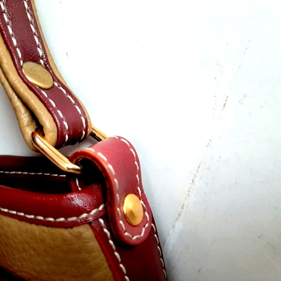 Giovane Shoulder Bag - Picture 9 of 13